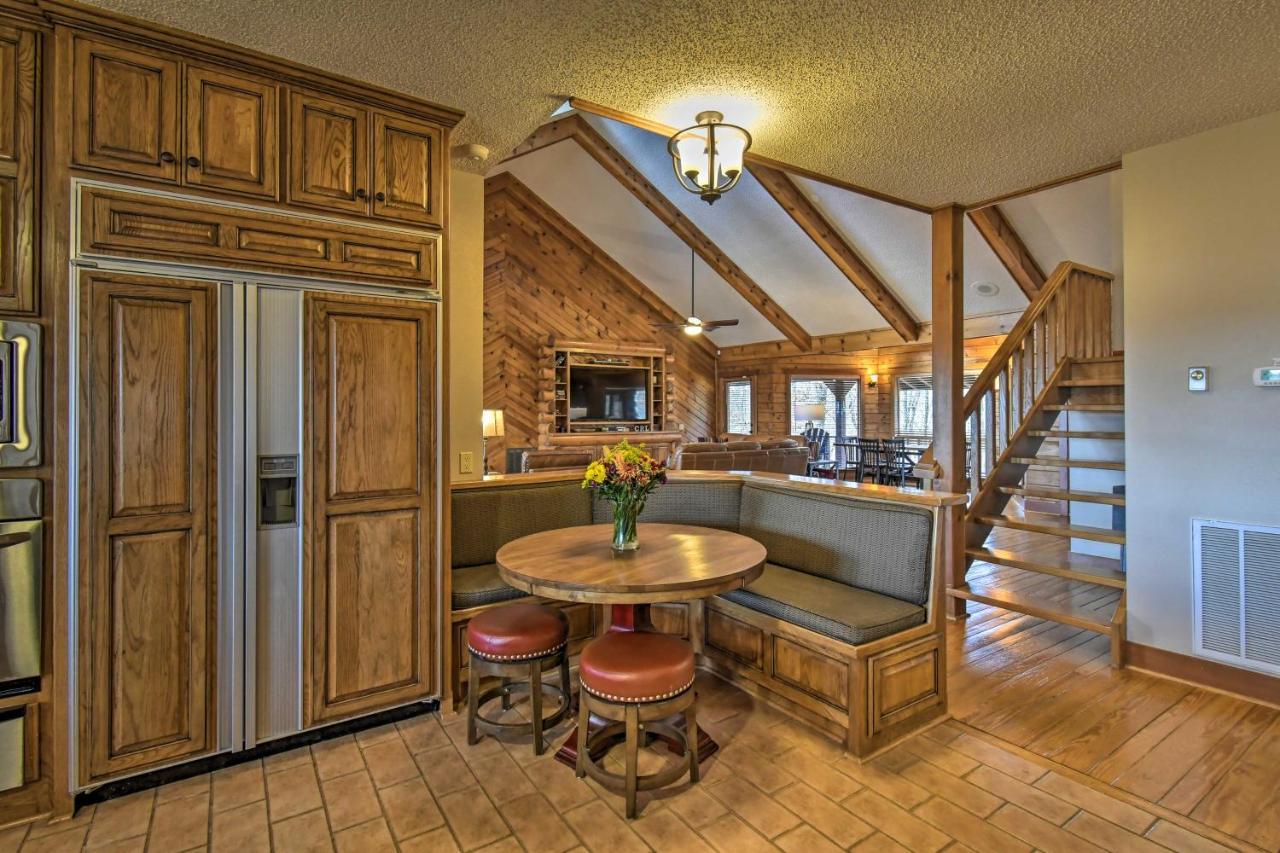 Hilltop Hot Springs Log Cabin With Hot Tub And Grill! Extérieur photo